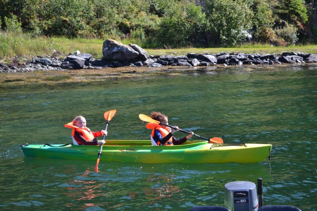 Teigen Leirstad, Feriehus Og Hytter Eikefjord Exteriér fotografie